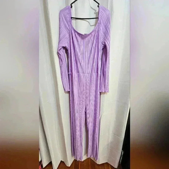 Plus Size Plisse Jumpsuit with Front Ruffles - Picture 2 of 3